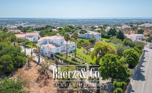 Villa in Loule (Sao Clemente), Algarve, Portugal 1