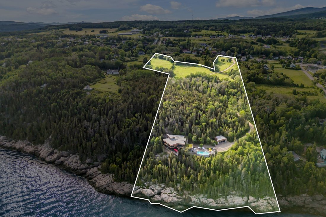 House in La Malbaie, Quebec, Canada 3 - 13936591