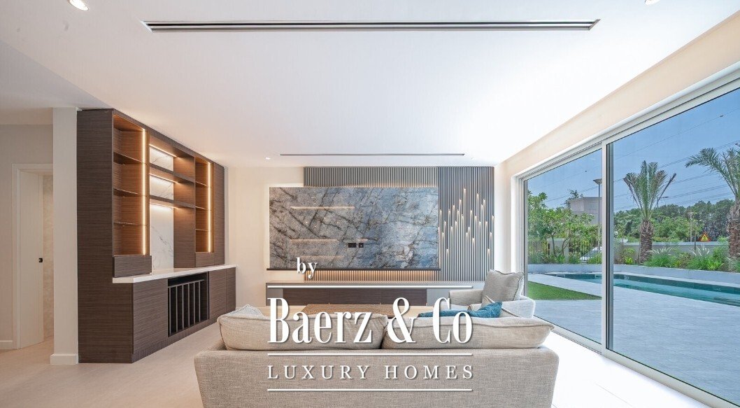 Villa in Al Wasl, Dubai, United Arab Emirates 5 - 16290079