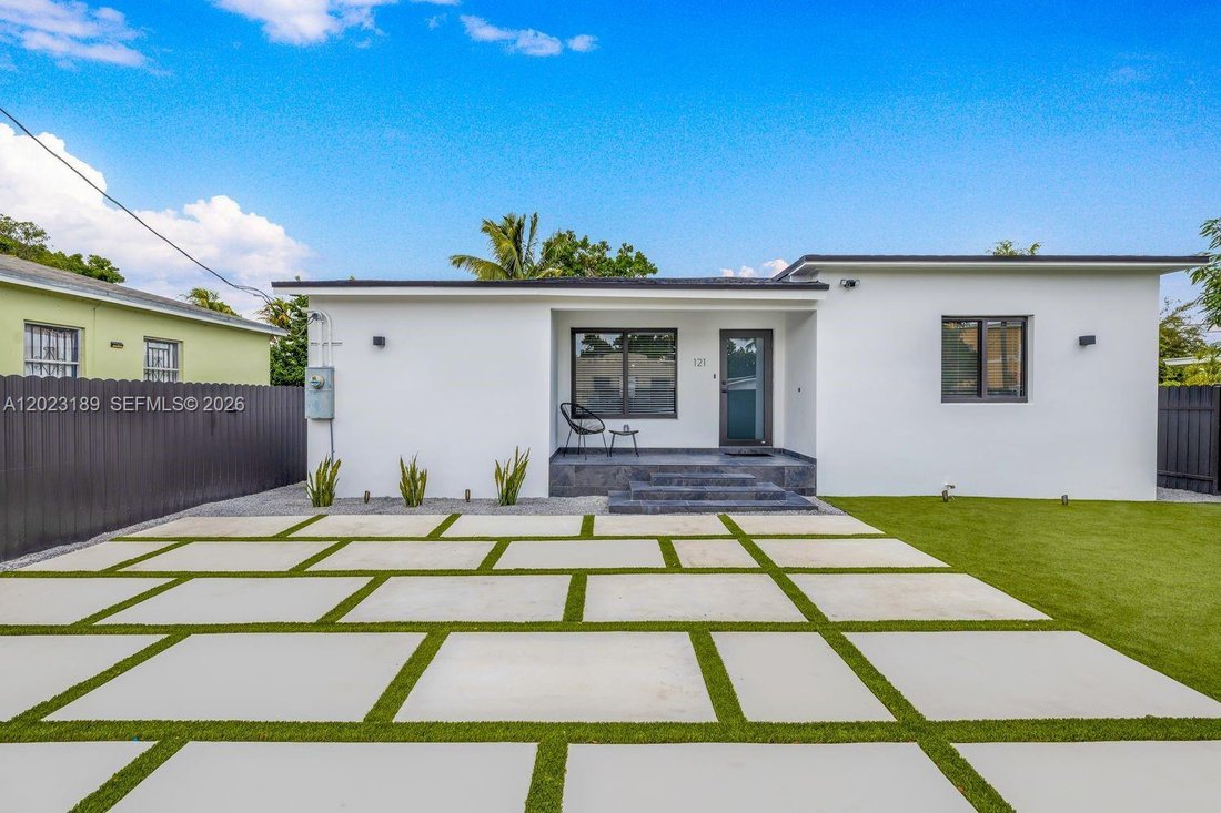 House in Miami, Florida, United States 2 - 18036207