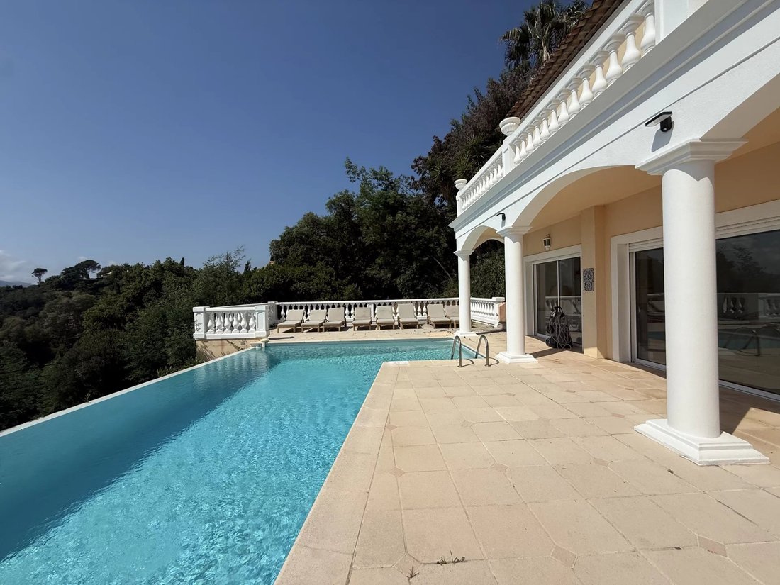 Villa in Le Grand Duc-Minelle, Mandelieu-la-Napoule, France 4 - 18038332