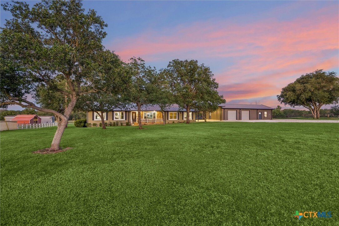 House in Seguin, Texas, United States 3 - 18040444
