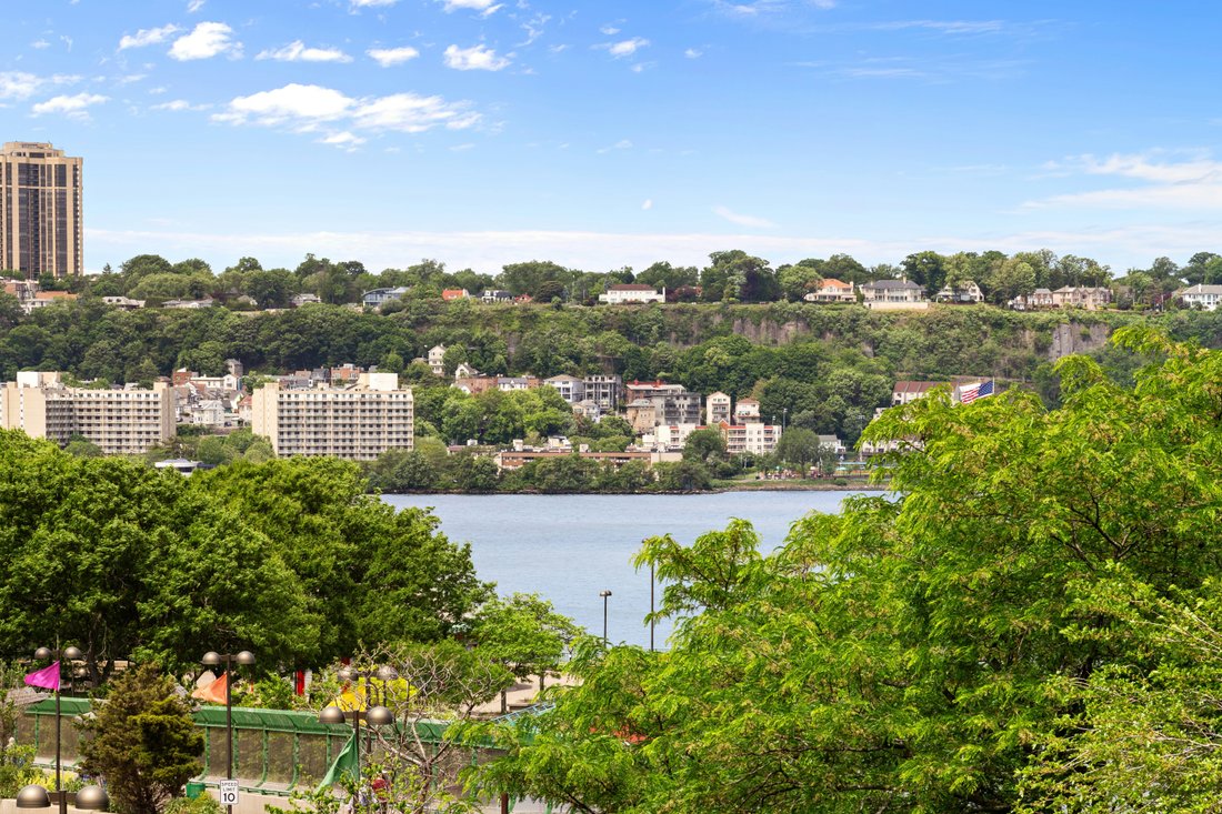 Condo in New York, New York, United States 2 - 18041063