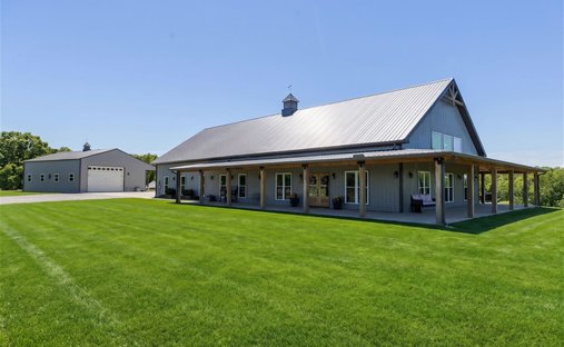 House in Nunnelly, Tennessee, United States 1