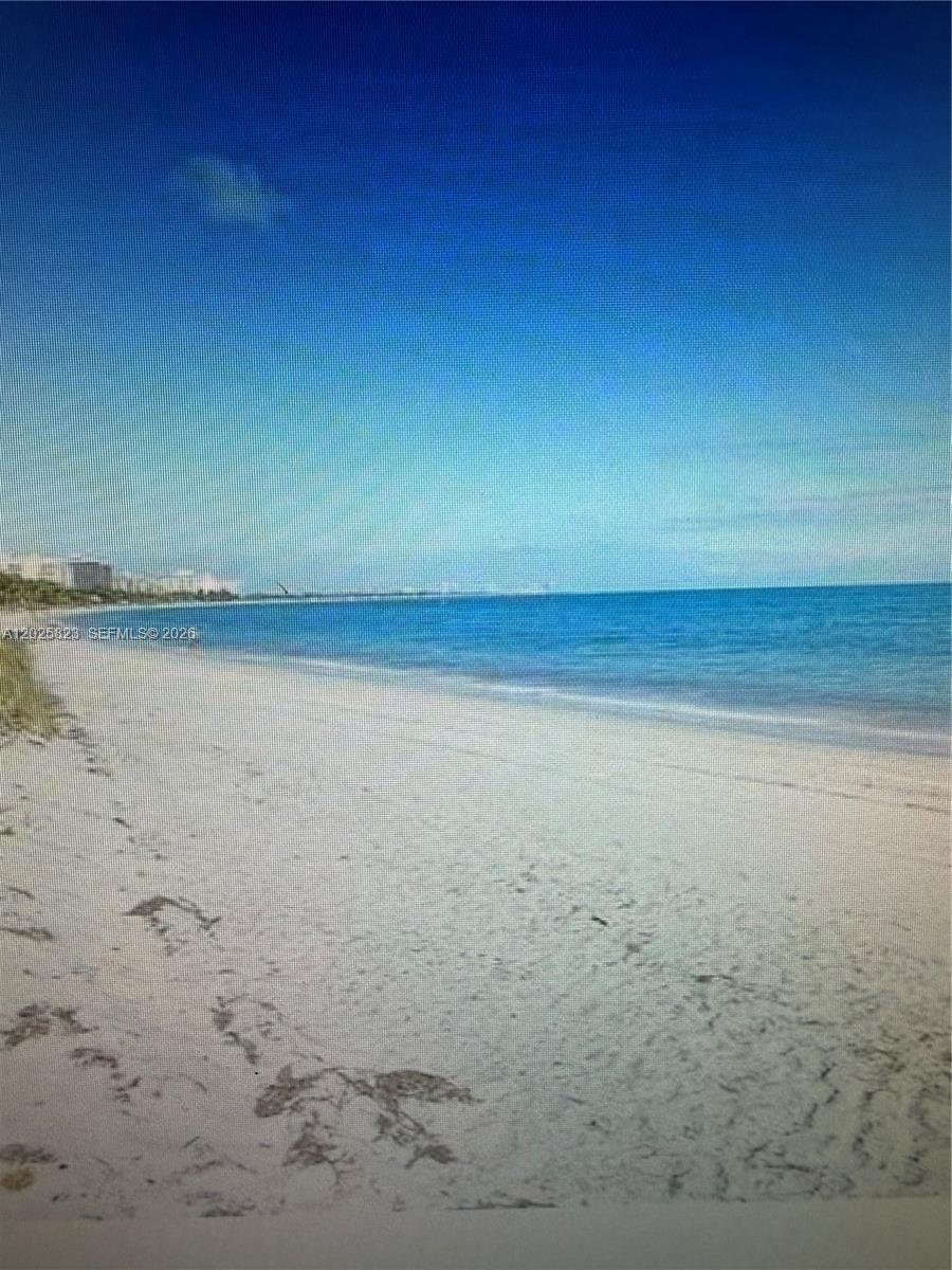 Condo in Key Biscayne, Florida, United States 2 - 18036212