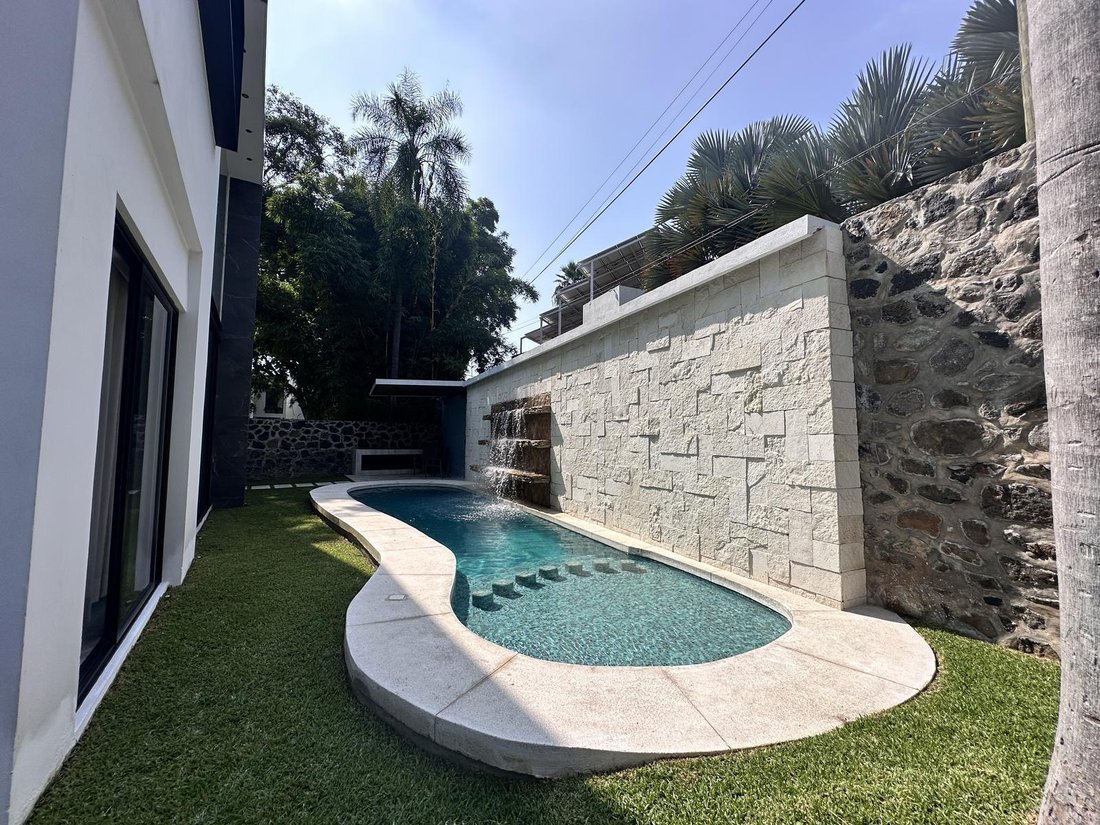 House in Cuernavaca, Morelos, Mexico 4 - 18042650
