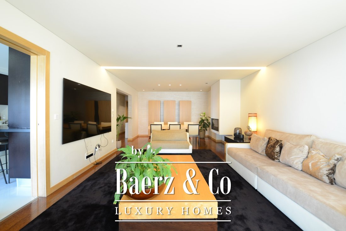 Apartment in Mafamude e Vilar do Paraiso, Porto District, Portugal 3 - 17271428