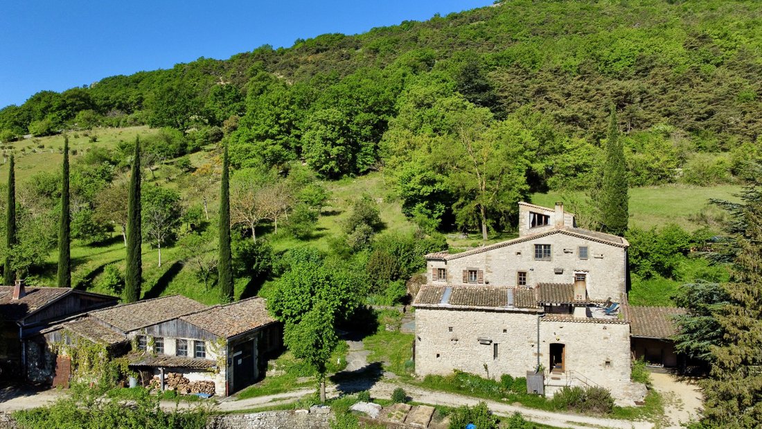 House in Dieulefit, Auvergne-Rhône-Alpes, France 1 - 18042121