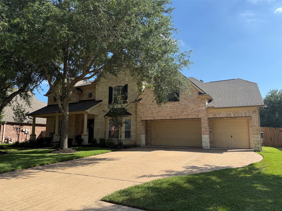 House in Friendswood, Texas, United States 5 - 18037070