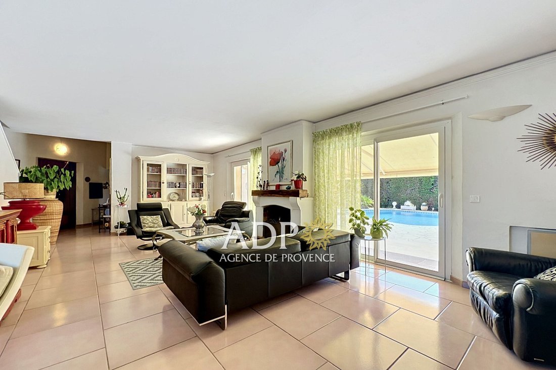 Villa in Grasse, Provence-Alpes-Côte d'Azur, France 3 - 18036640