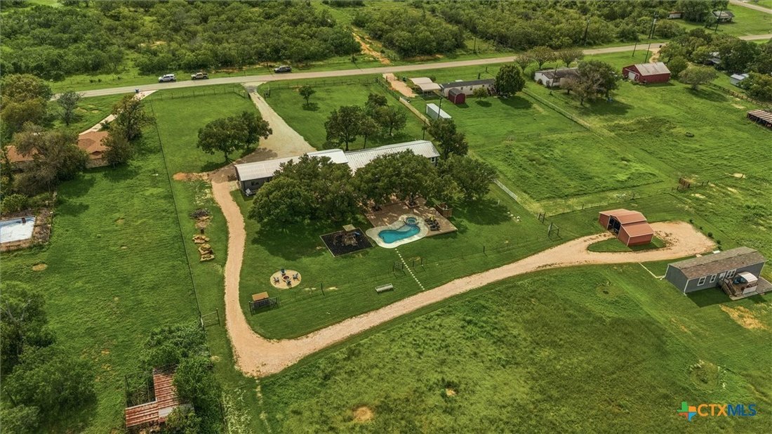 House in Seguin, Texas, United States 1 - 18040444