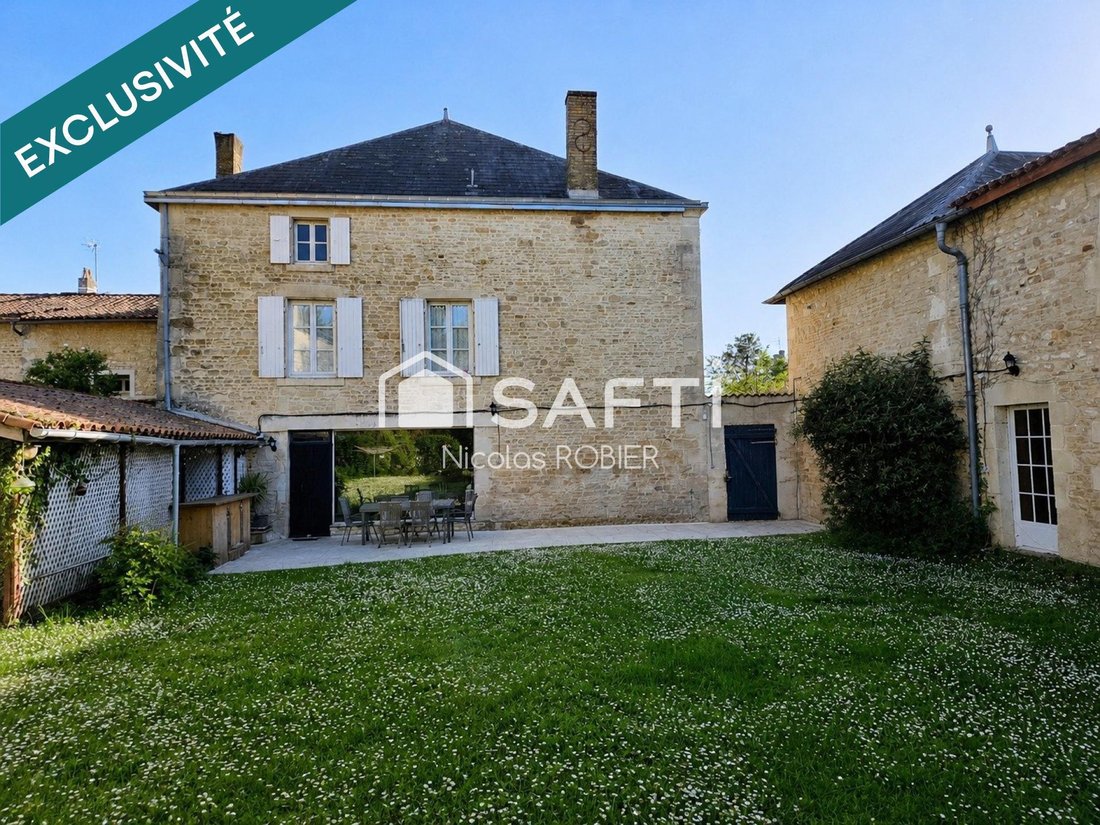 House in Celles-sur-Belle, Nouvelle-Aquitaine, France 1 - 18050639