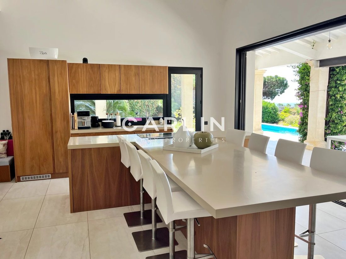 Villa in La Croix-Valmer, Provence-Alpes-Côte d'Azur, France 5 - 18048893