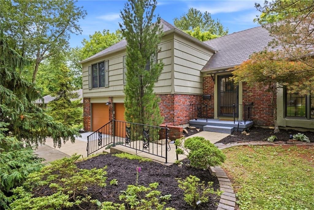 House in Leawood, Kansas, United States 3 - 18034799