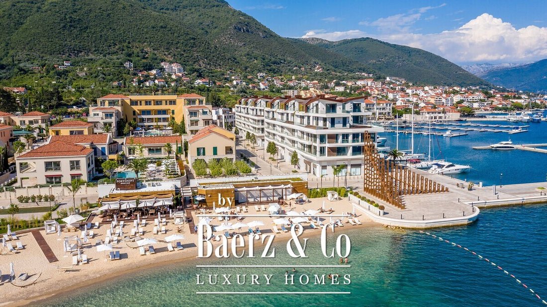 Penthouse in Herceg Novi, Herceg Novi Municipality, Montenegro 4 - 15309279