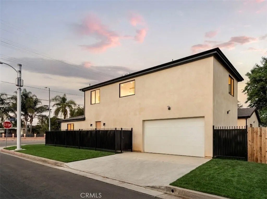 Los Angeles, California, United States 2 - 17562153
