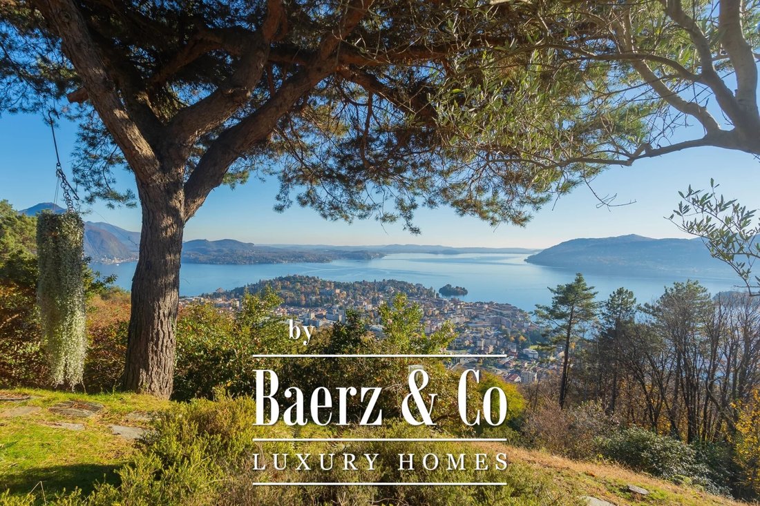 Villa in Verbania, Piedmont, Italy 1 - 13723491