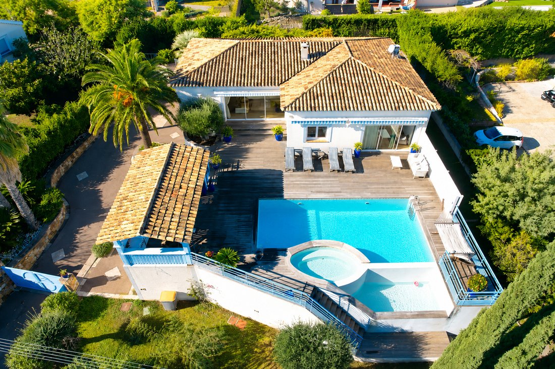 Villa in Frejus, Provence-Alpes-Côte d'Azur, France 1 - 16968828