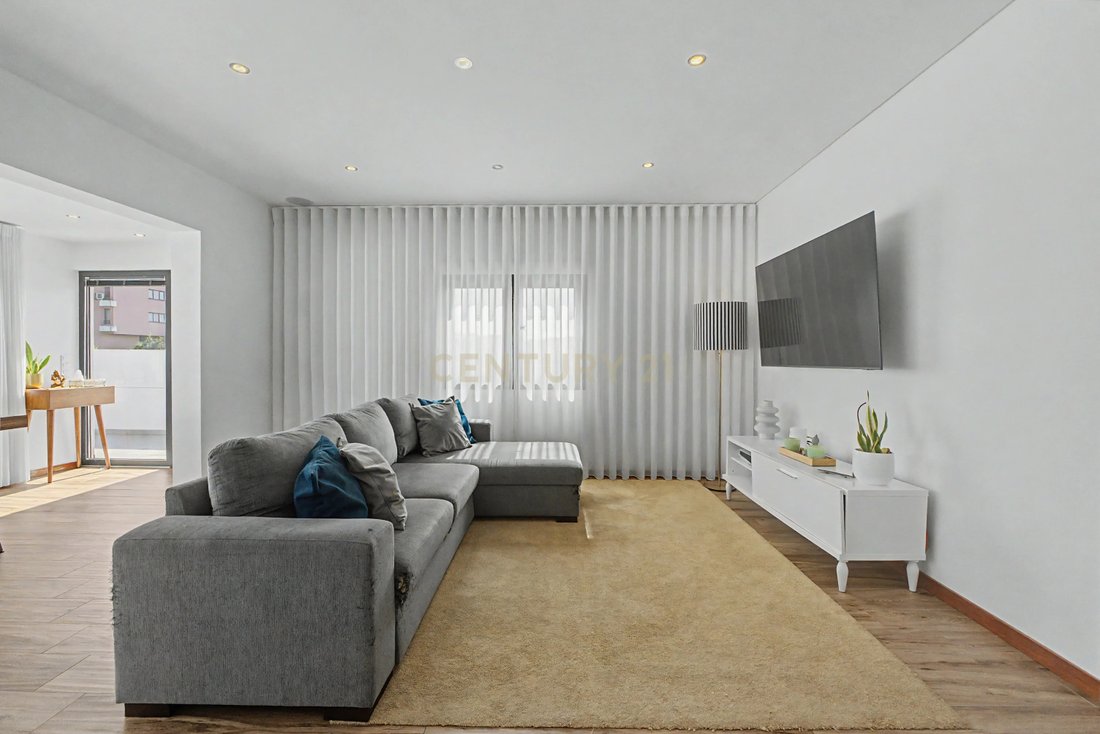 Villa in Canidelo, Porto District, Portugal 5 - 18037937