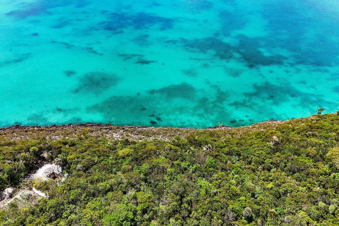 Land in Savannah Sound, Central Eleuthera, The Bahamas 2 - 18039949