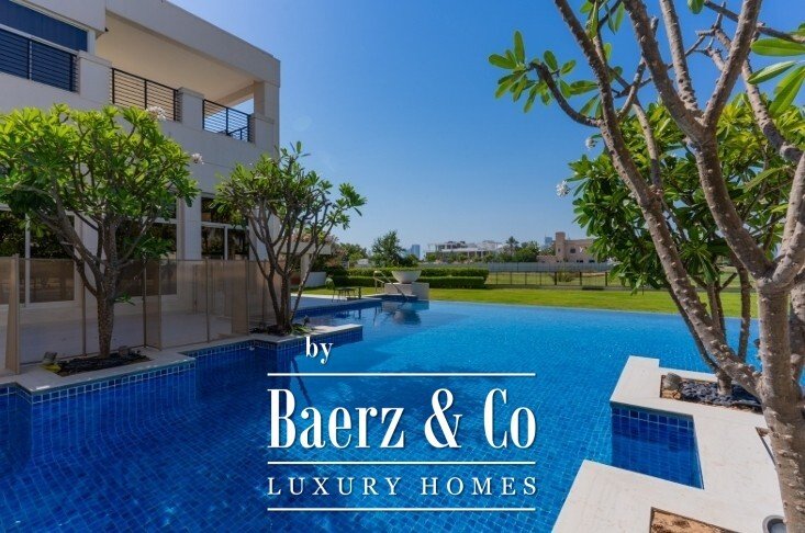Villa in Al Wasl, Dubai, United Arab Emirates 2 - 14976473