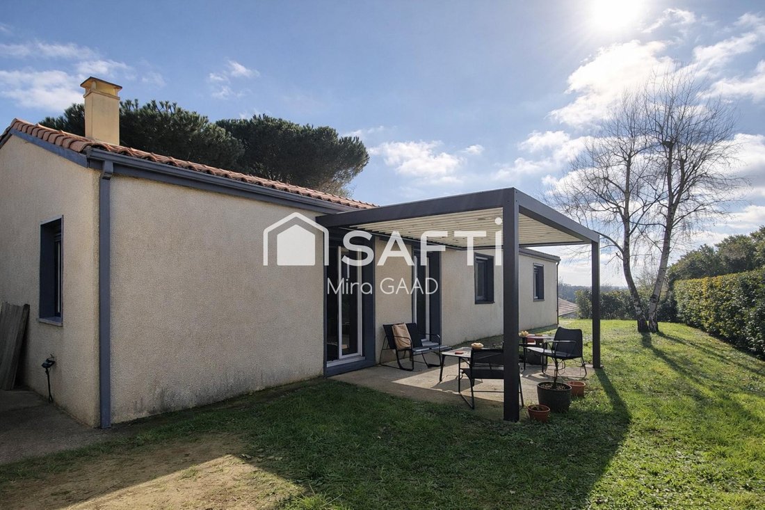 House in Sud, Saint-Jean, France 3 - 18050663