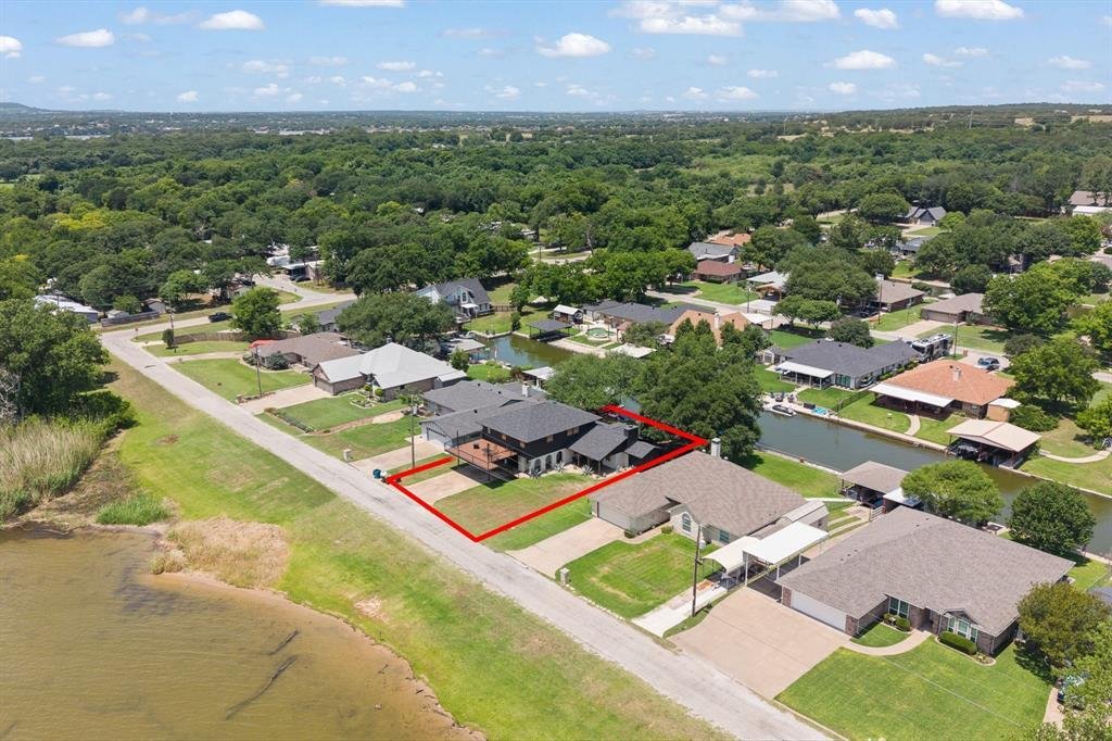 House in Granbury, Texas, United States 2 - 18042176
