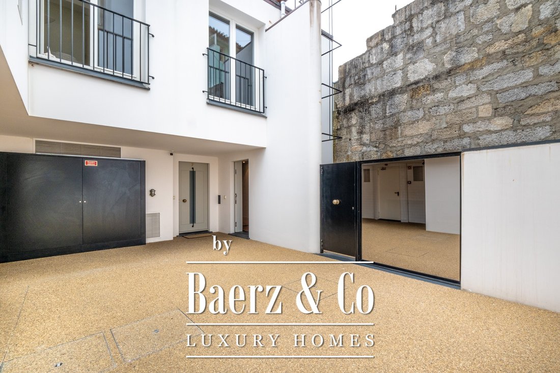 Apartment in Cedofeita, Santo Ildefonso, Se, Miragaia, Sao Nicolau e Vitoria, Porto District, Portugal 3 - 15938335