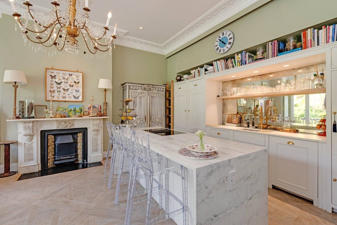 Apartment in Belsize Park, Camden, England 4 - 18036163