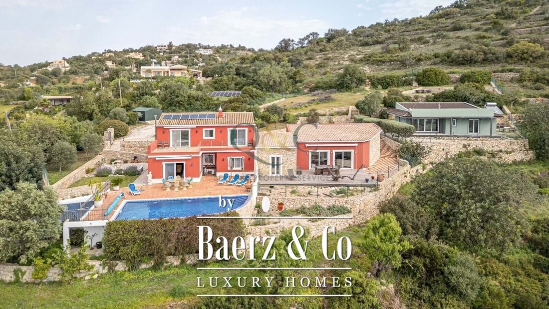 Villa in Estoi, Algarve, Portugal 1 - 15488886