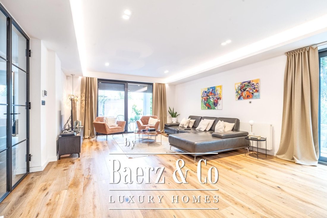 Townhouse in Tuskanac, Zagreb, City of Zagreb 1 - 17989121