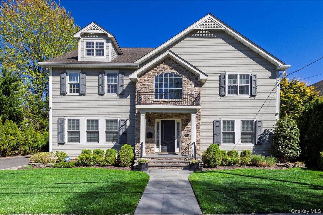 House in Rockville Centre, New York, United States 1 - 17825959