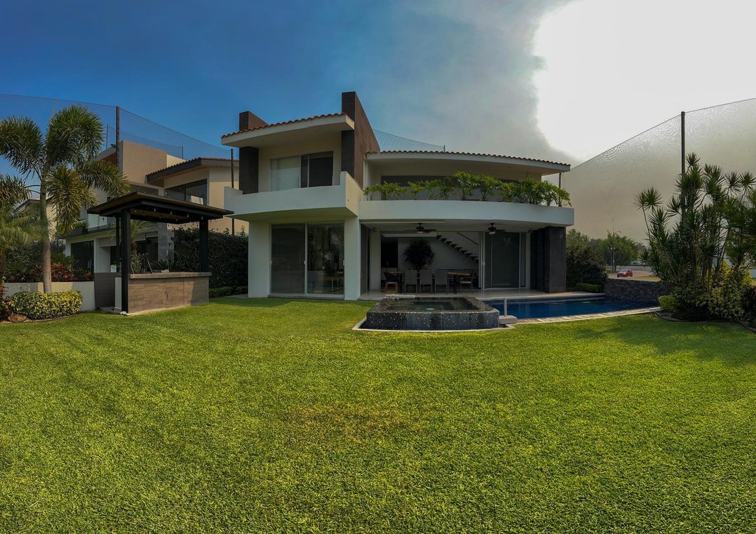 House in Fraccionamiento Club de Golf Paraíso, Morelos, Mexico 2 - 18042510