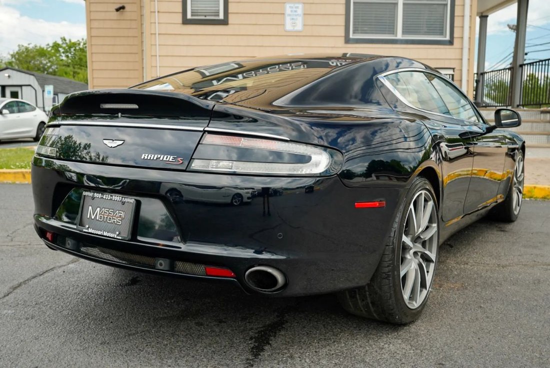 Sedan in Atlantic Highlands, NJ, United States 5 - 18039198