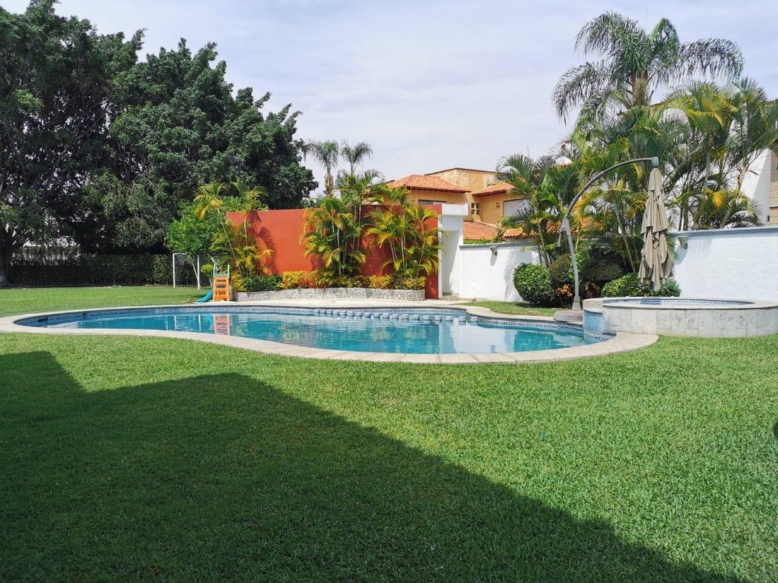 House in Cuernavaca, Morelos, Mexico 2 - 18042580