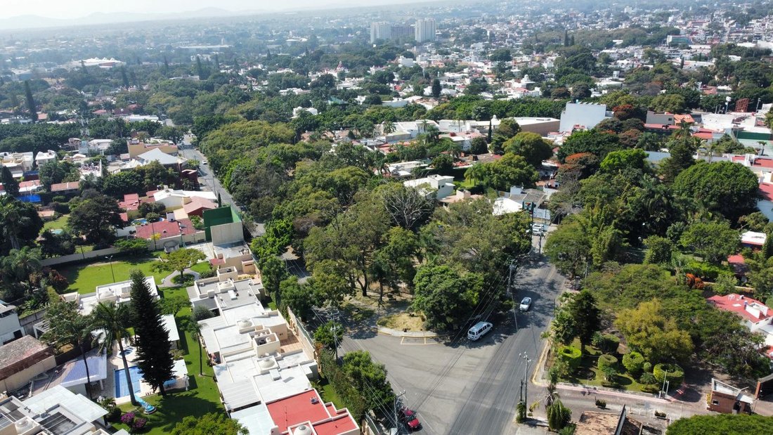 Land in Cuernavaca, Morelos, Mexico 1 - 18042593