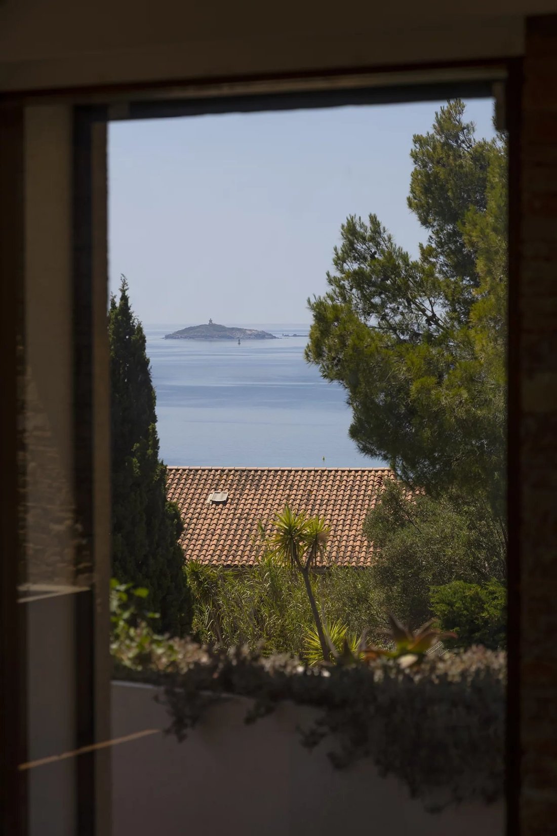 House in Six-Fours-les-Plages, Provence-Alpes-Côte d'Azur, France 1 - 18042698
