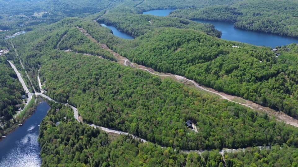 Land in Mont-Tremblant, Quebec, Canada 4 - 17557028