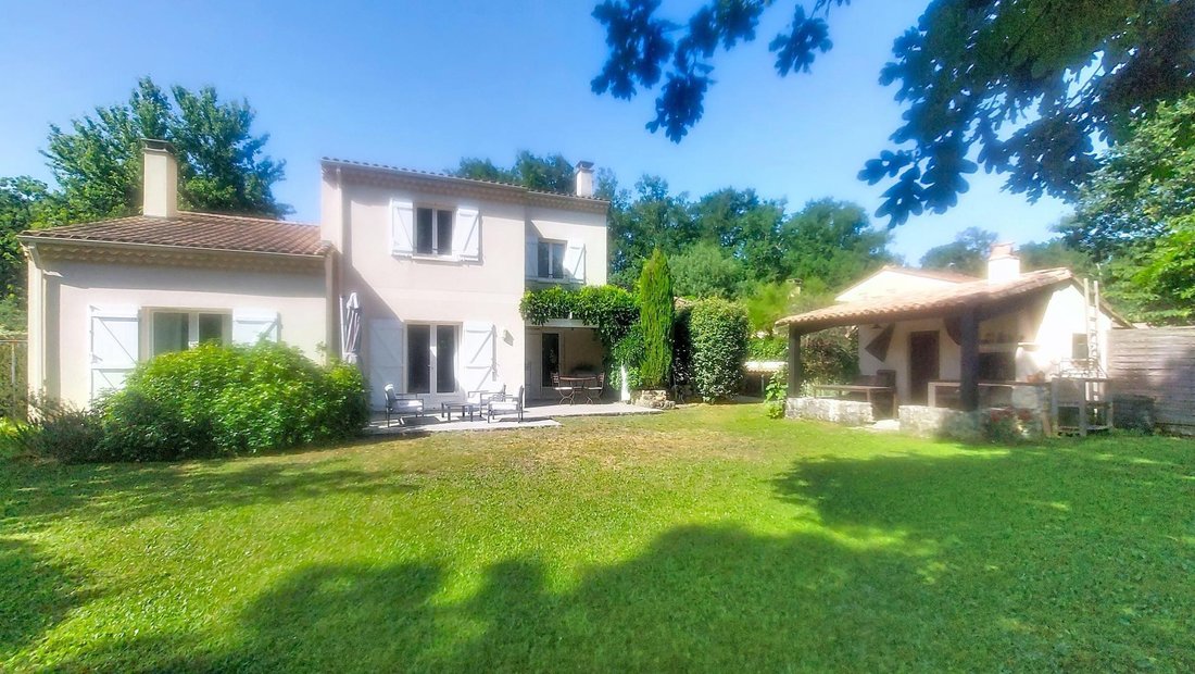 Maison à Léognan, Nouvelle-Aquitaine, France 1 - 18050594