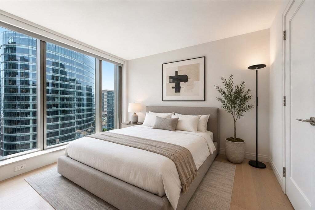 Condo in Boston, Massachusetts, United States 3 - 17429129