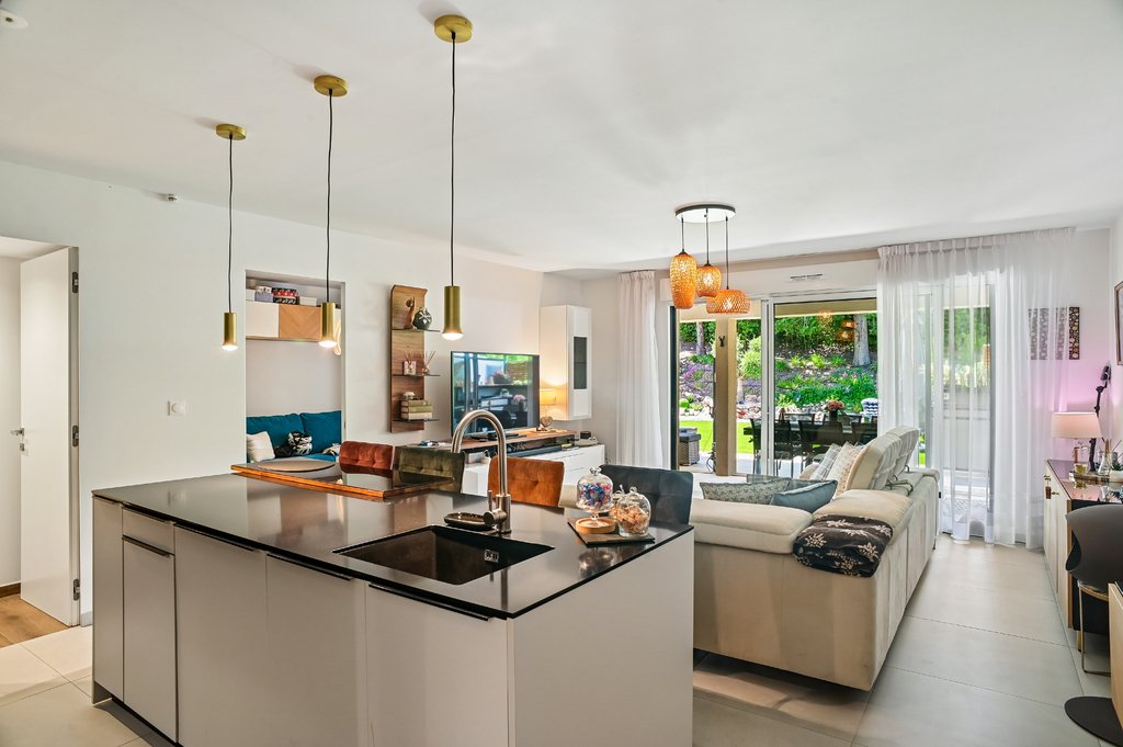 Apartment in Valescure-Vaulongue-Clair Bois-Vallon Suveret, Saint-Raphaël, France 4 - 18038197