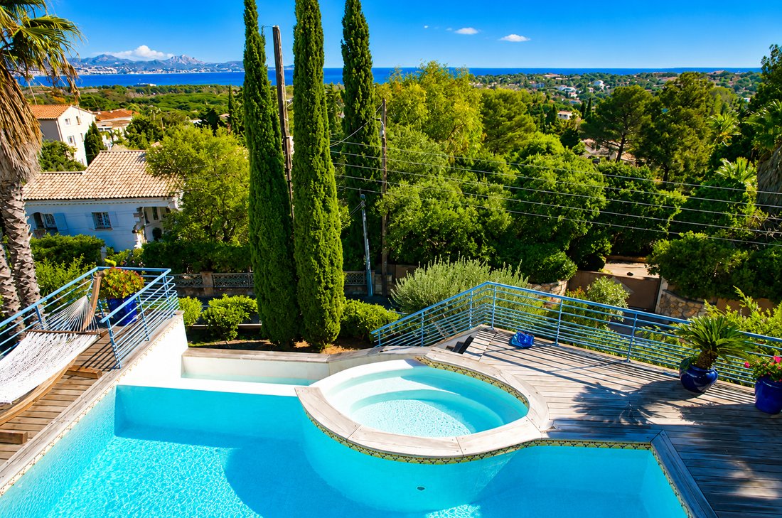 Villa in Frejus, Provence-Alpes-Côte d'Azur, France 2 - 16968828