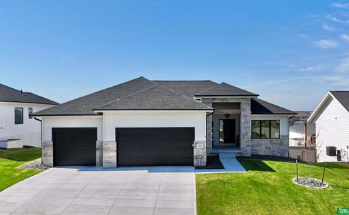 House in Papillion, Nebraska, United States 1