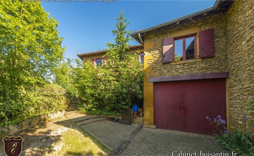 House in Saint-Laurent-d'Oingt, Val d'Oingt, France 1