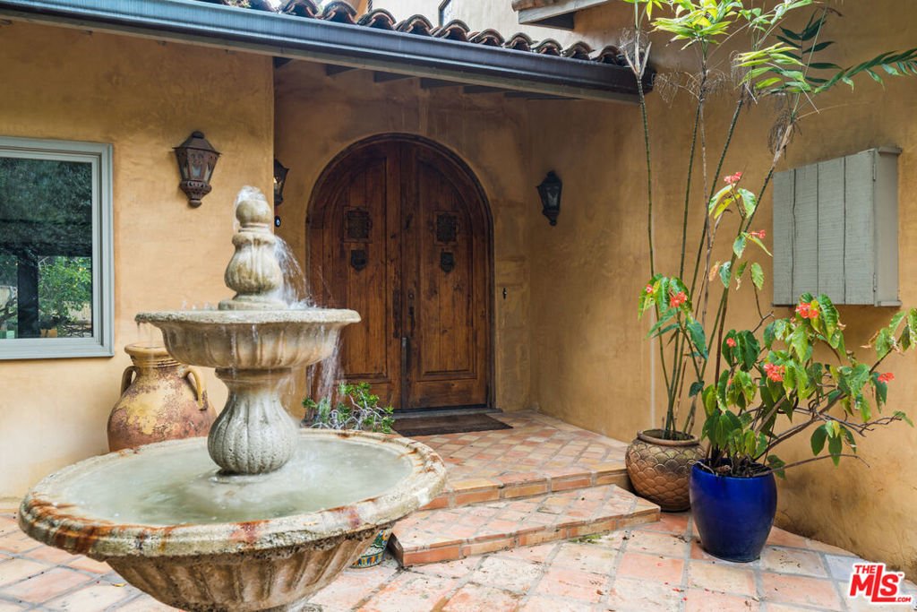 House in Los Angeles, California, United States 2 - 18033001