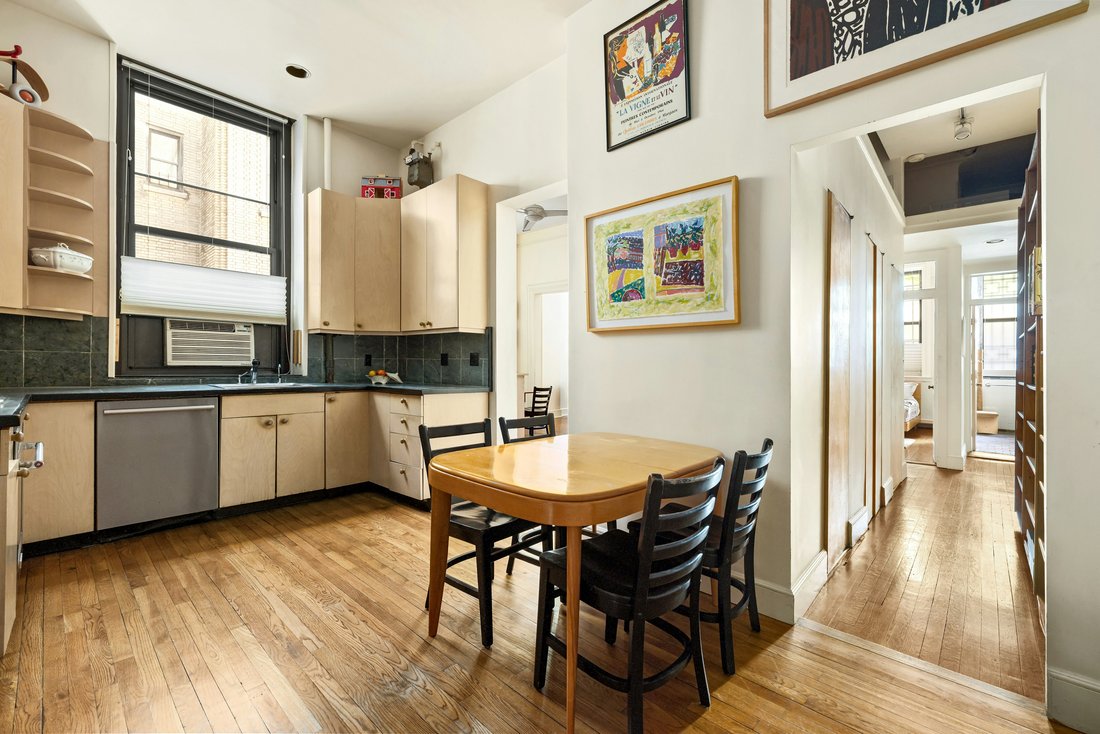Co Op in New York, New York, United States 3 - 18030824