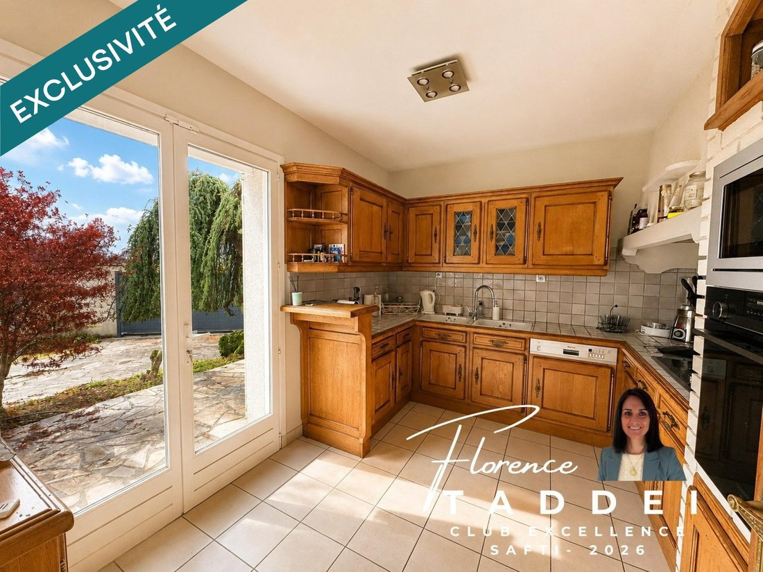 House in Pecqueuse, Ile-de-France, France 4 - 18050627