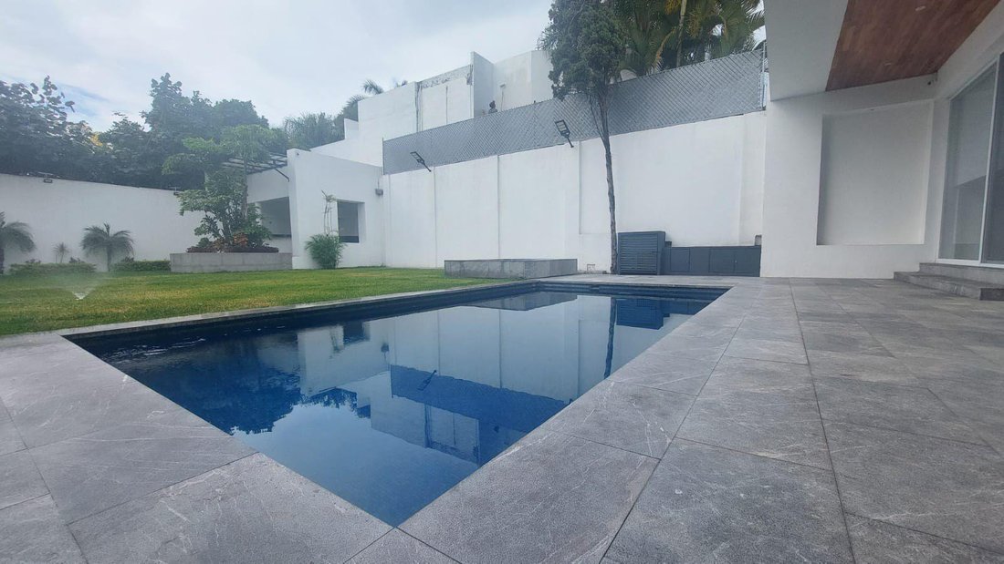House in Cuernavaca, Morelos, Mexico 3 - 18042537