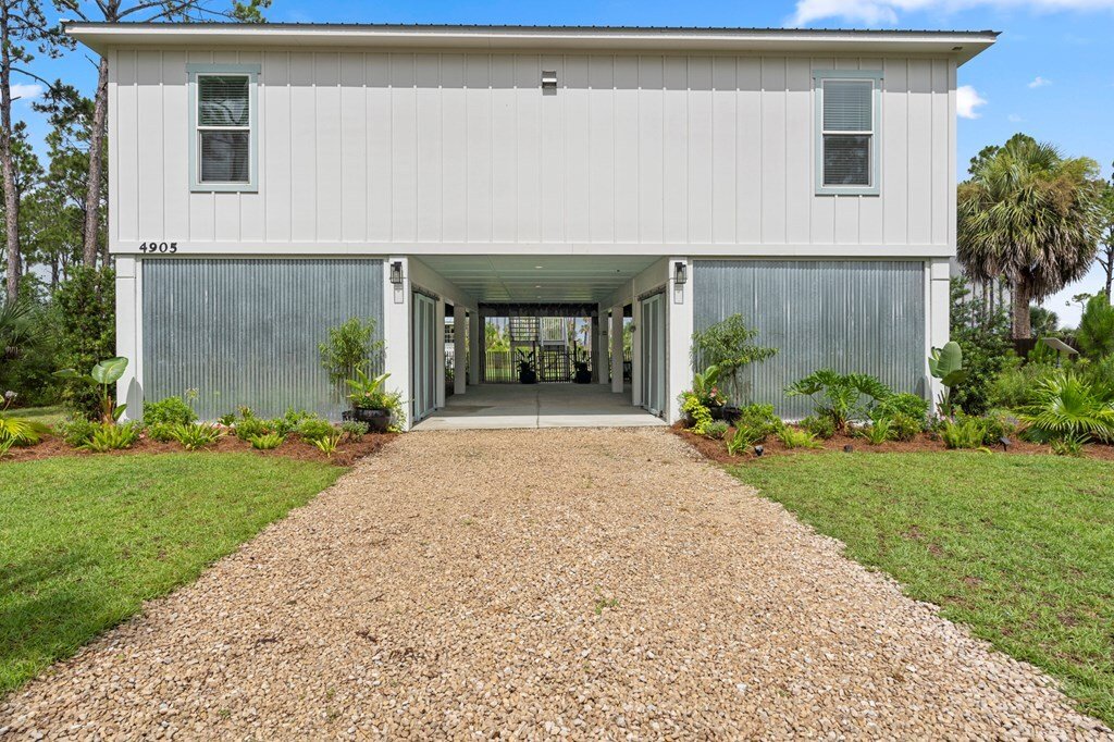 House in Port St. Joe, Florida, United States 5 - 18036052