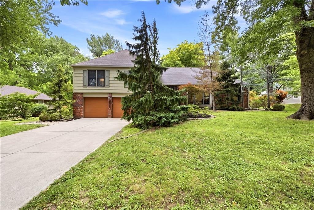 House in Leawood, Kansas, United States 1 - 18034799